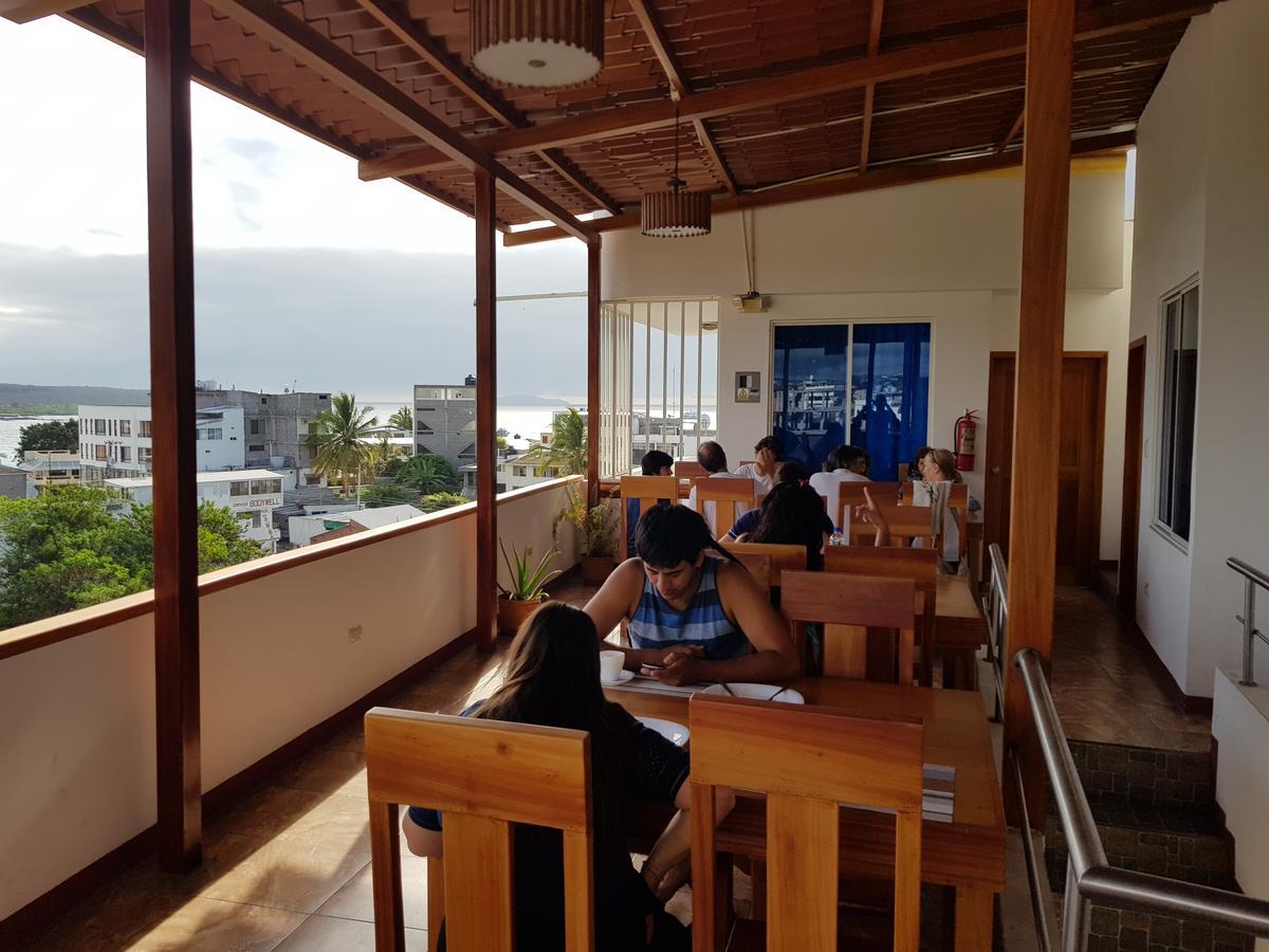 Gloria - Galapagos Inn Puerto Ayora  Eksteriør billede